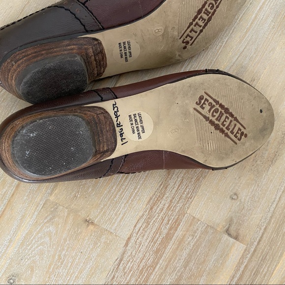 Seychelles Brogue Kitten Heels - Picture 3 of 5